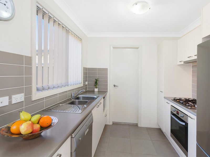 34 Eleanor Drive, Glenfield NSW 2167