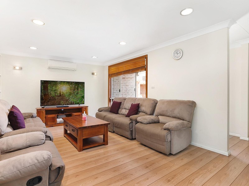 5 Marciano Close, Edensor Park NSW 2176