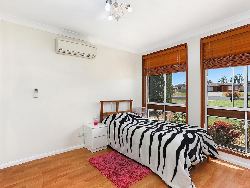 5 Marciano Close, Edensor Park NSW 2176
