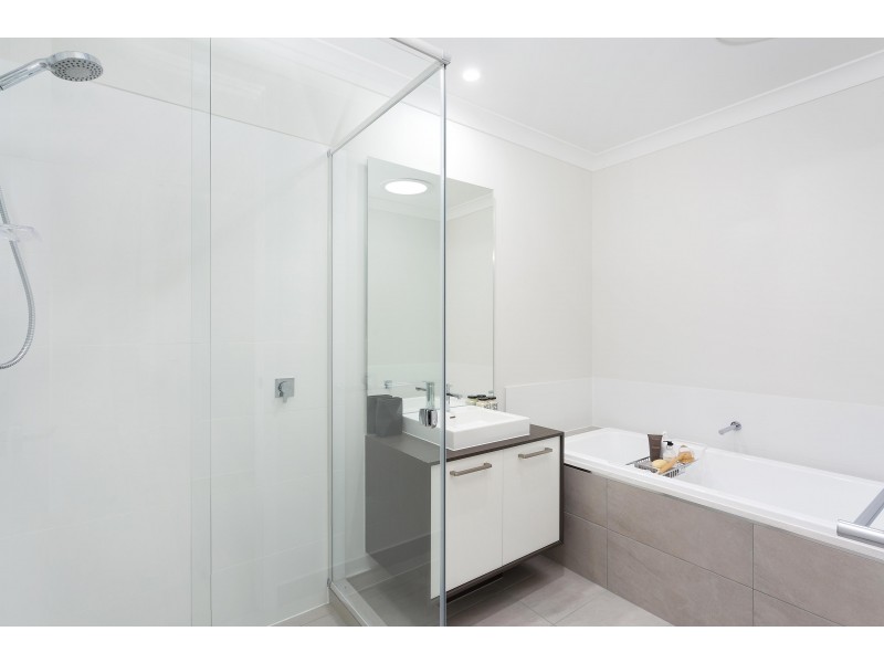 Lot 122 McNeill Circuit, Oran Park NSW 2570