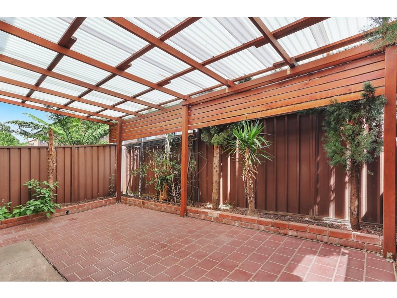 10/100 Hoxton Park Road, Lurnea NSW 2170