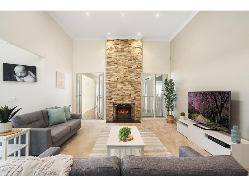 7 Mariner Crescent, Abbotsbury NSW 2176