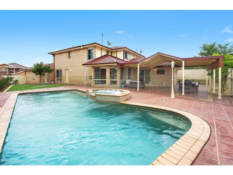 10 Wallis Crescent, Cecil Hills NSW 2171