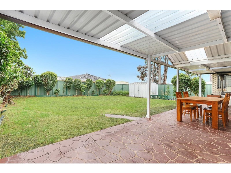 9 Seppelt Place, Edensor Park NSW 2176