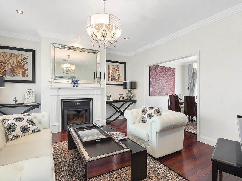 25 Tuncurry Street, Bossley Park NSW 2176