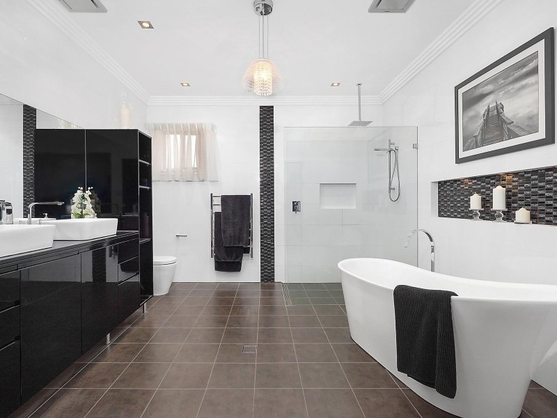 25 Tuncurry Street, Bossley Park NSW 2176