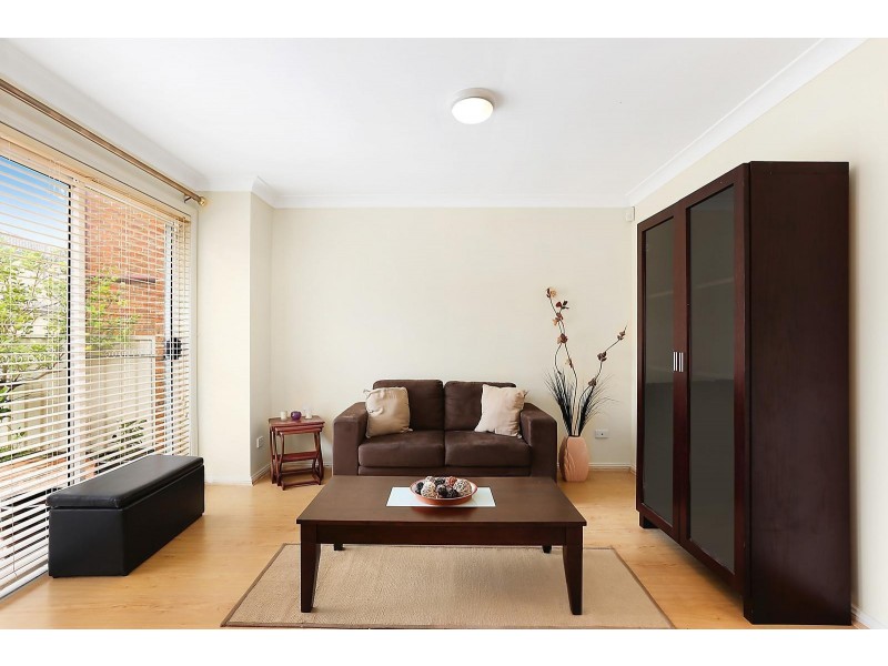 82A Alcock Avenue, Casula NSW 2170