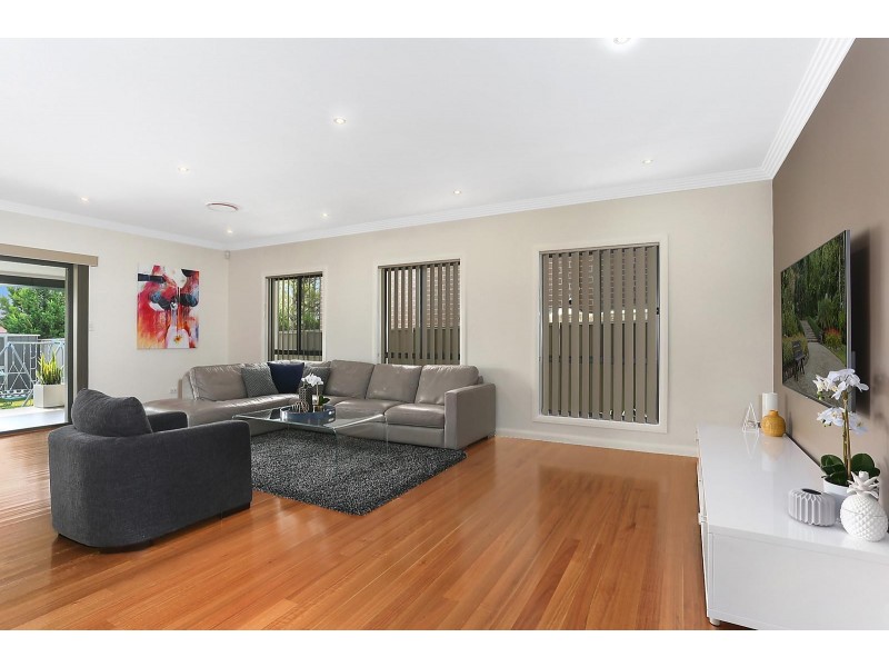 77 Rosewood Avenue, Prestons NSW 2170