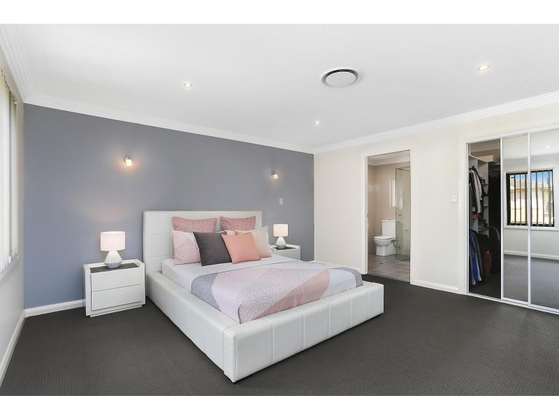 77 Rosewood Avenue, Prestons NSW 2170