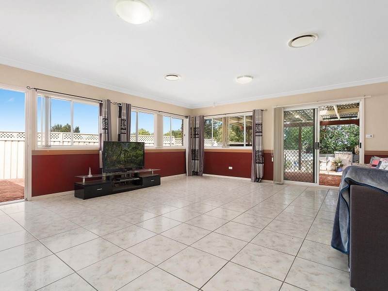 43 Gabriella Avenue, Cecil Hills NSW 2171