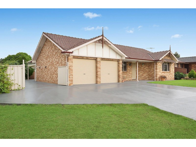 1 Chickasaw Crescent, Greenfield Park NSW 2176