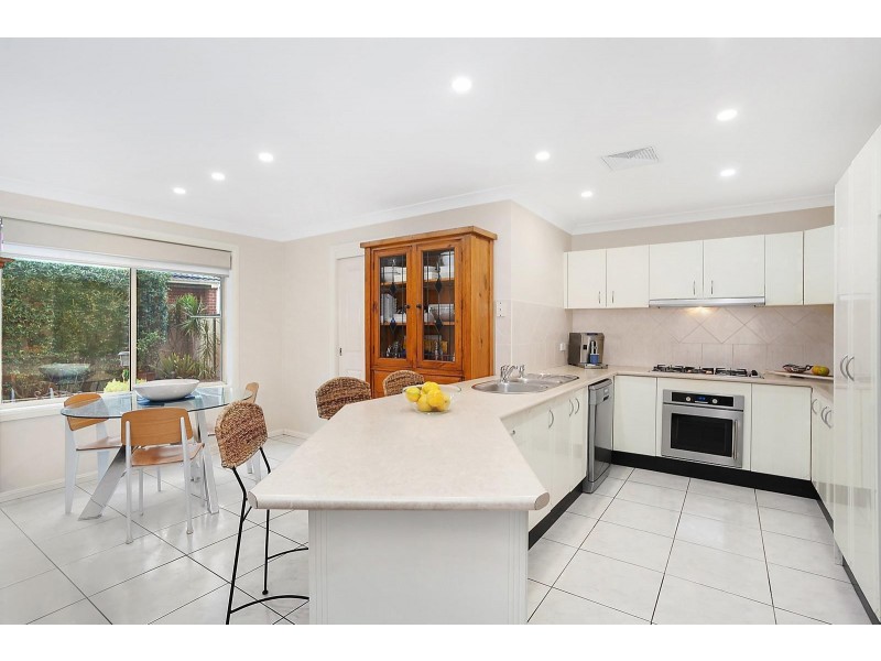 2/27 Mallacoota Street, Wakeley NSW 2176