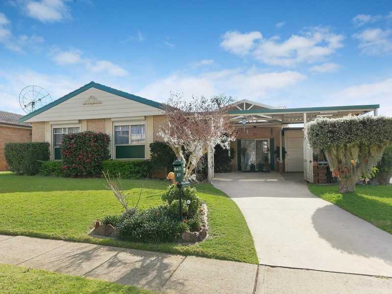 19 Broadmeadows Street, St Johns Park NSW 2176