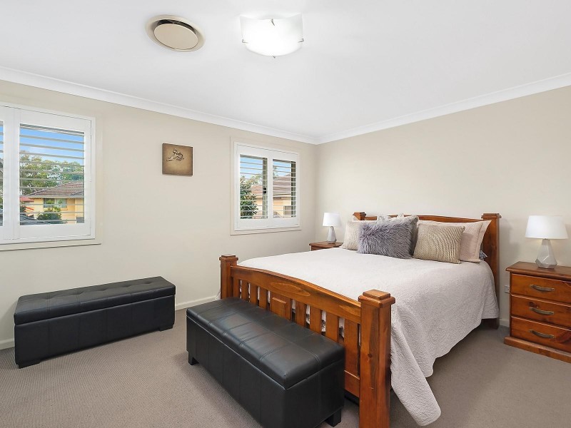 6 Watling Avenue, West Hoxton NSW 2171