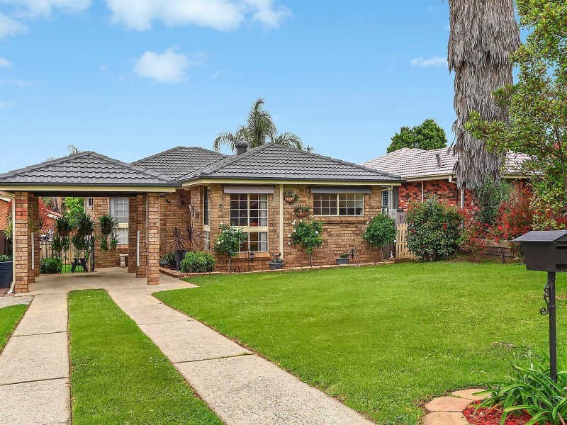 10 Day Place, Minto NSW 2566