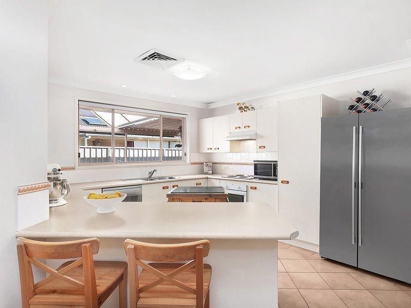 45 Carmichael Drive, West Hoxton NSW 2171