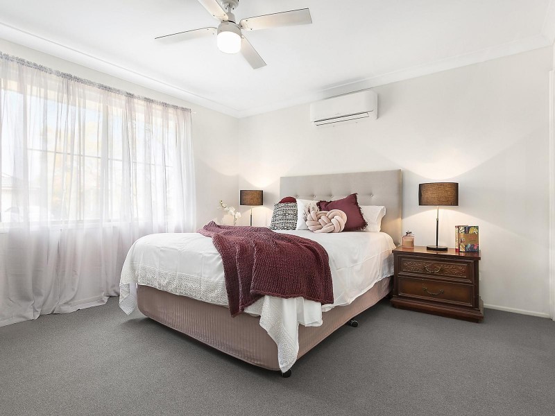 11 Namoi Court, Wattle Grove NSW 2173