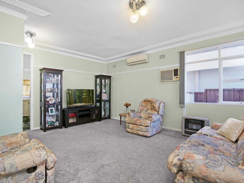 41 Rosedale Street, Canley Heights NSW 2166