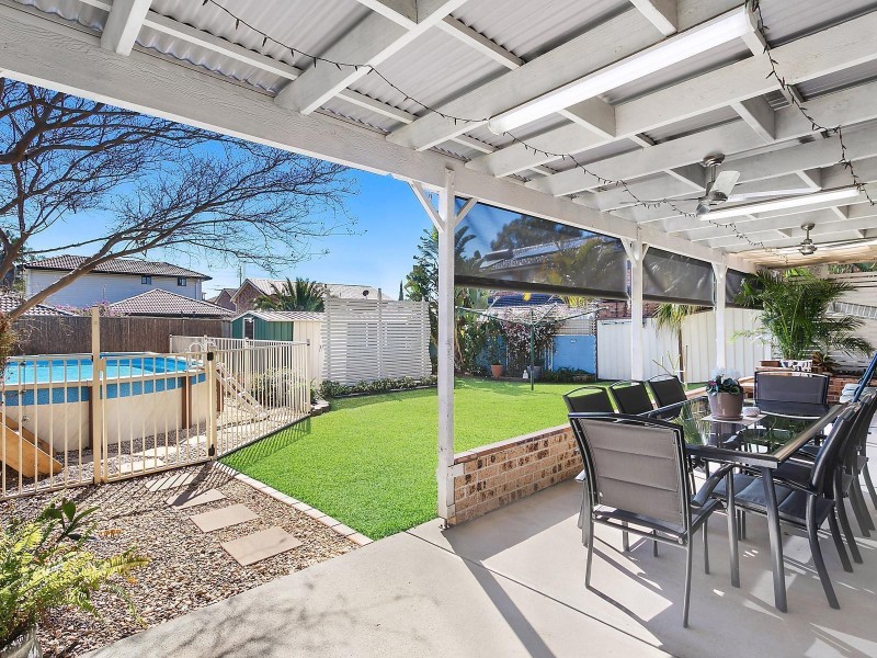2 Burramy Close, Bossley Park NSW 2176
