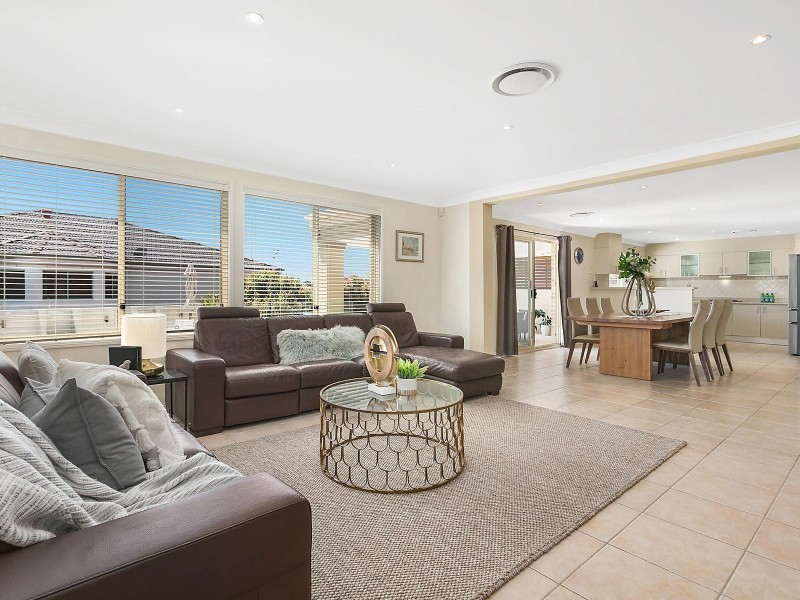 14 Ulster Street, Cecil Hills NSW 2171