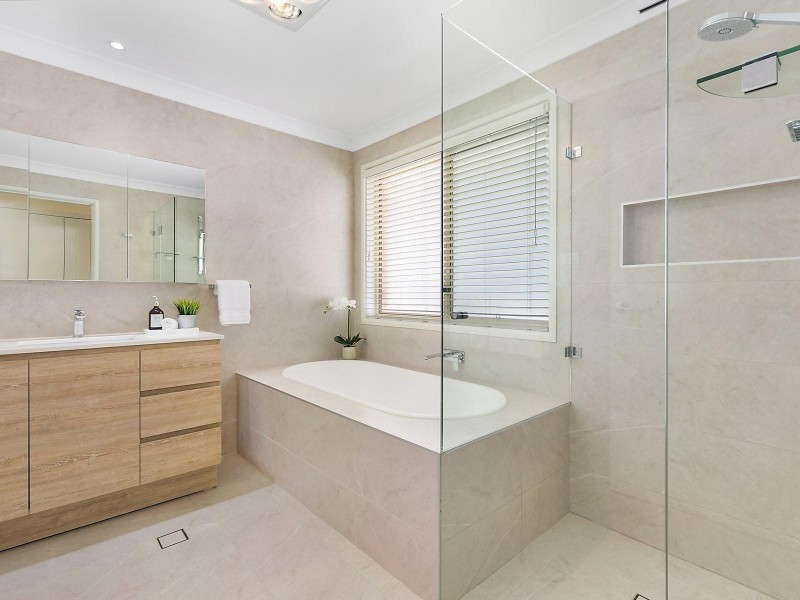 14 Ulster Street, Cecil Hills NSW 2171