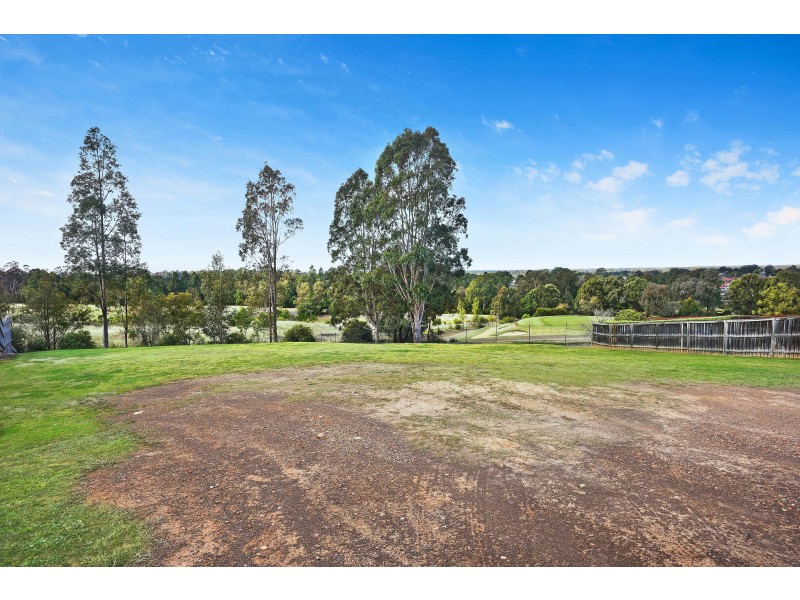 12 Macquarie Links Drive, Macquarie Links NSW 2565
