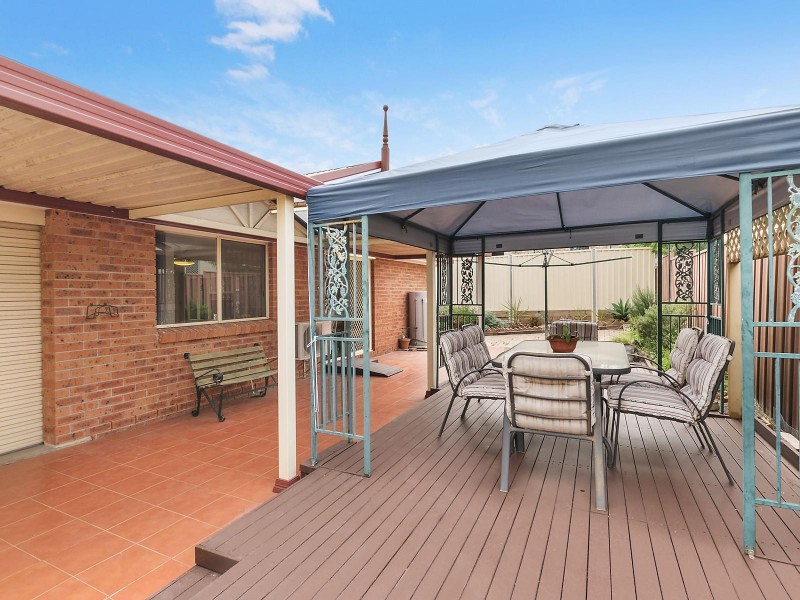 11A Wilcannia Way, Hoxton Park NSW 2171
