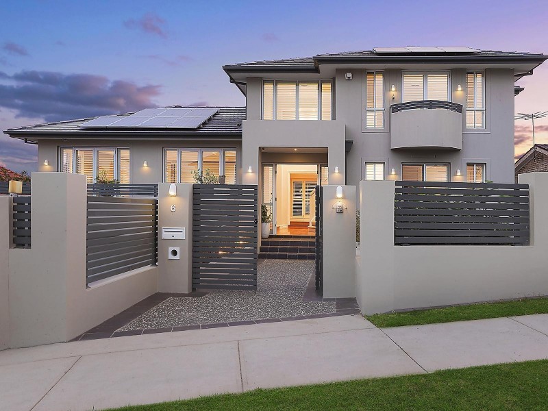 6 Blackbutt Street, Bossley Park NSW 2176