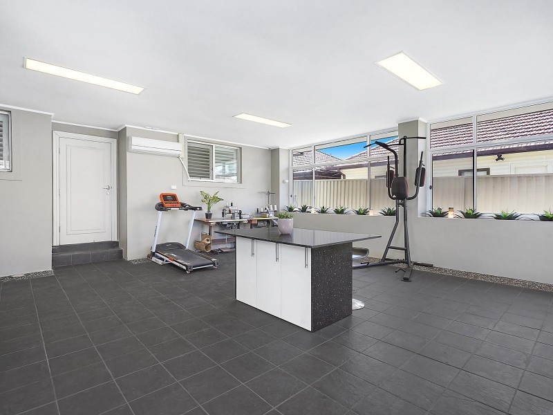 6 Blackbutt Street, Bossley Park NSW 2176