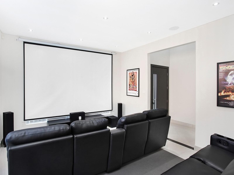 14B Paperbark Circuit, Casula NSW 2170