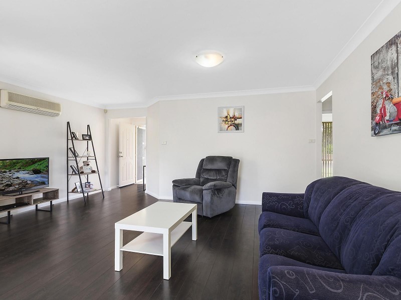 2 Binnaway Avenue, Hoxton Park NSW 2171