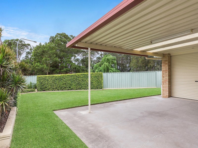 2 Binnaway Avenue, Hoxton Park NSW 2171