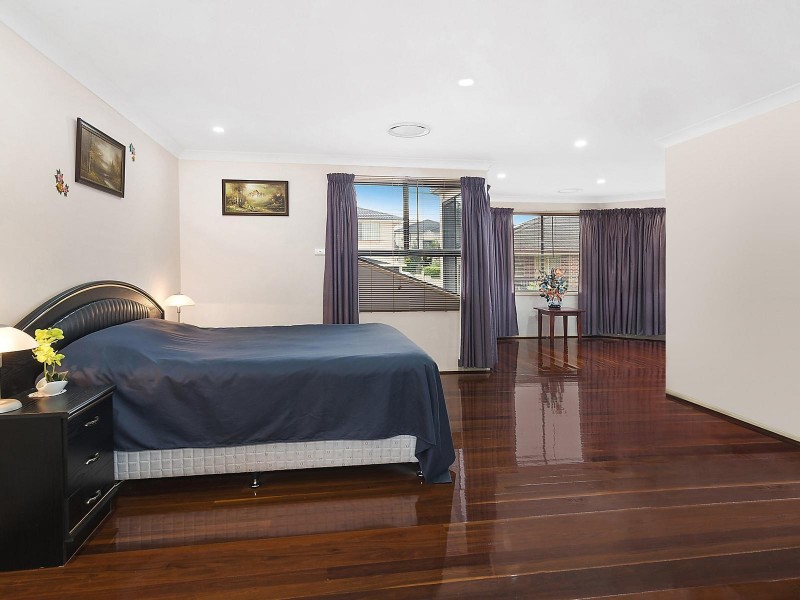 15 Tudor Crescent, Cecil Hills NSW 2171