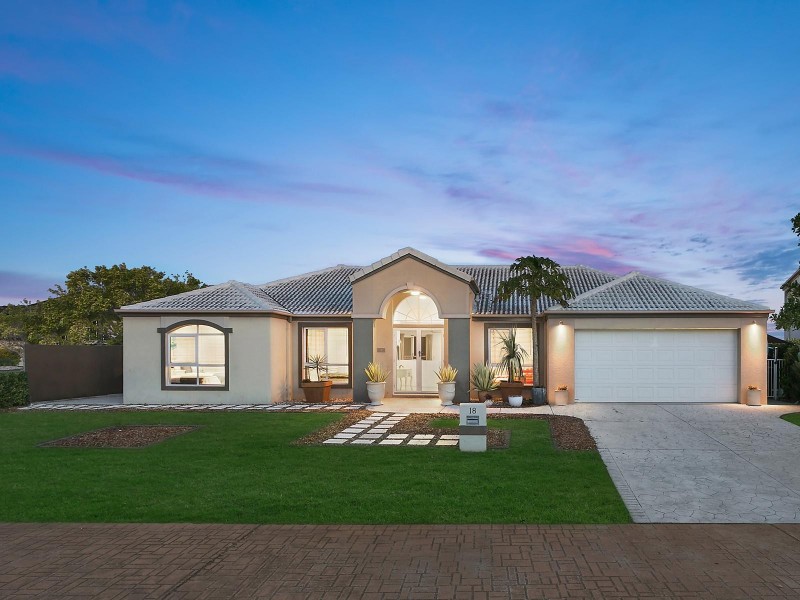 18 Wisemans Court, Helensvale QLD 4212