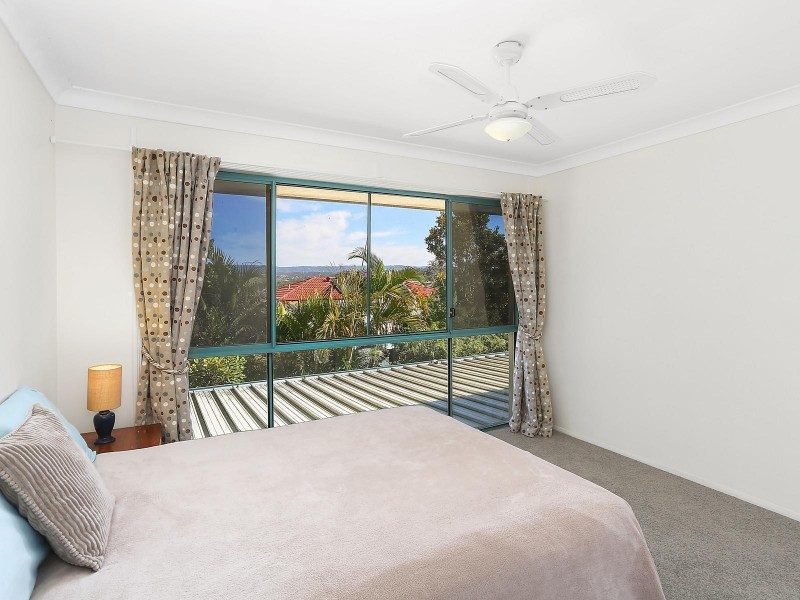 60 Ingles Circuit, Arundel QLD 4214