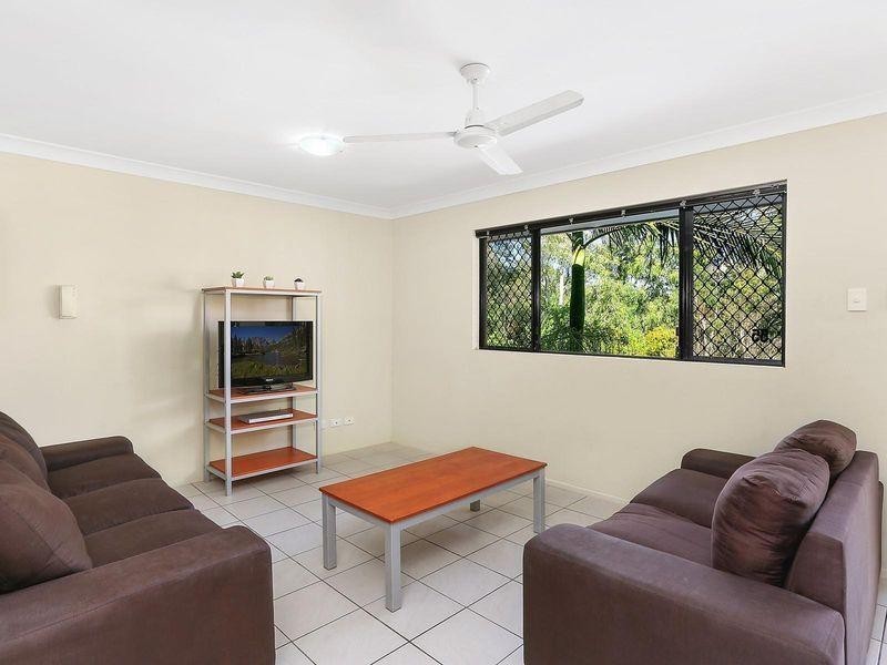 7 Brown Street, Labrador QLD 4215