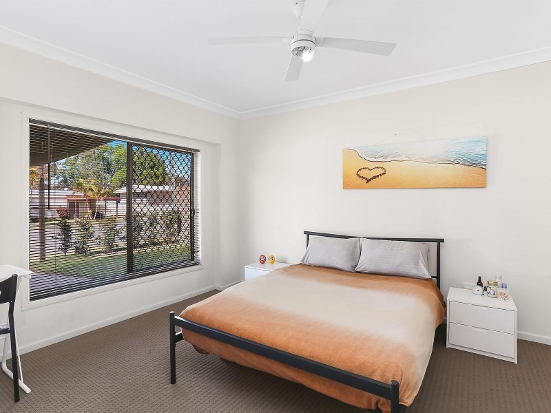 68 Kumbari Close, Southport QLD 4215