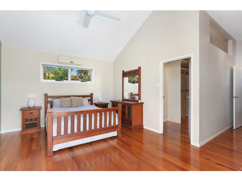 17 Echlin Street, Labrador QLD 4215