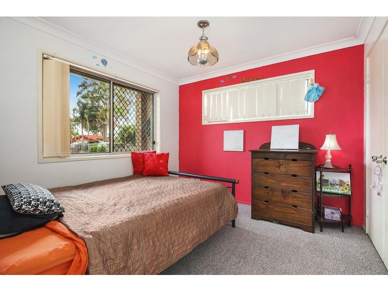 57 Victor Avenue, Paradise Point QLD 4216