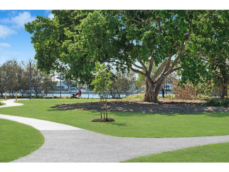 1303/1 Sunset Avenue, Paradise Point QLD 4216