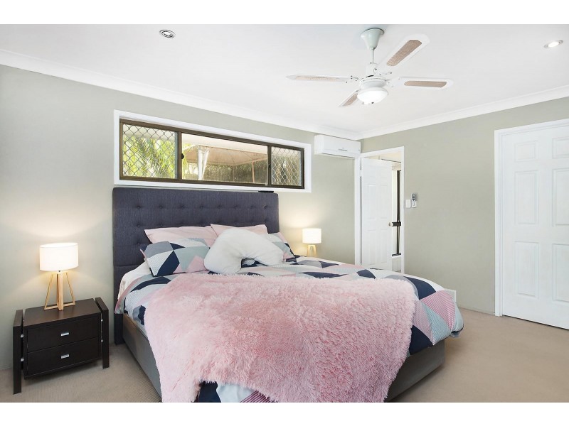 34 Thorngate Drive, Robina QLD 4226