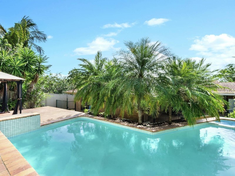 34 Thorngate Drive, Robina QLD 4226