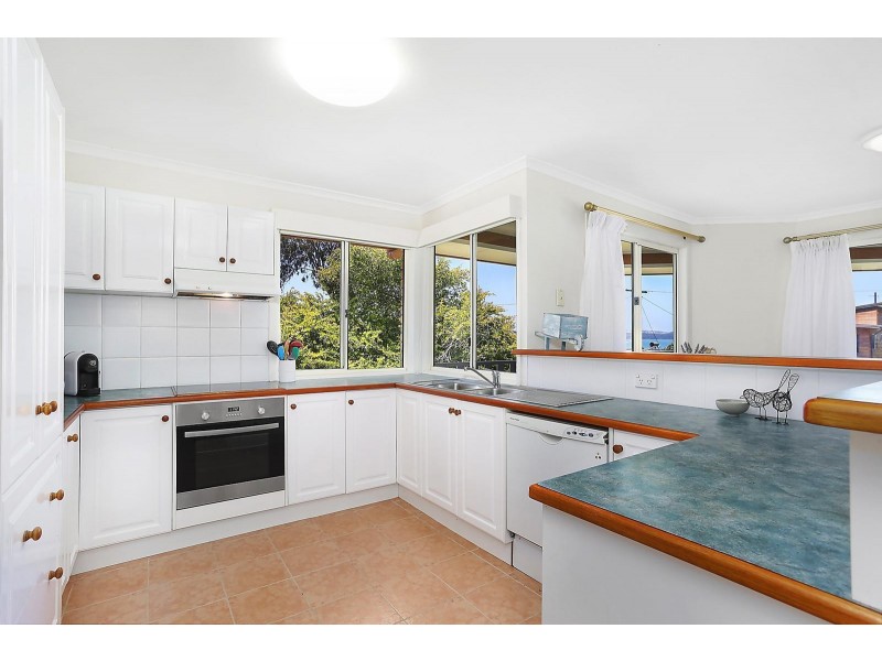 3 Coorong Street, Macleay Island QLD 4184