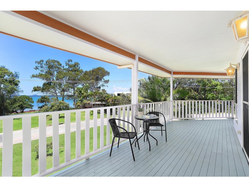 3 Coorong Street, Macleay Island QLD 4184