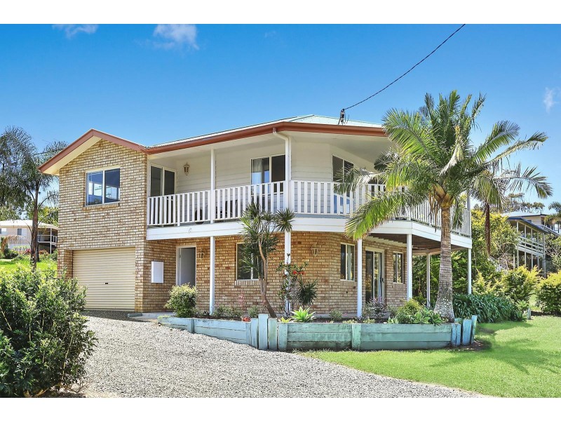 3 Coorong Street, Macleay Island QLD 4184