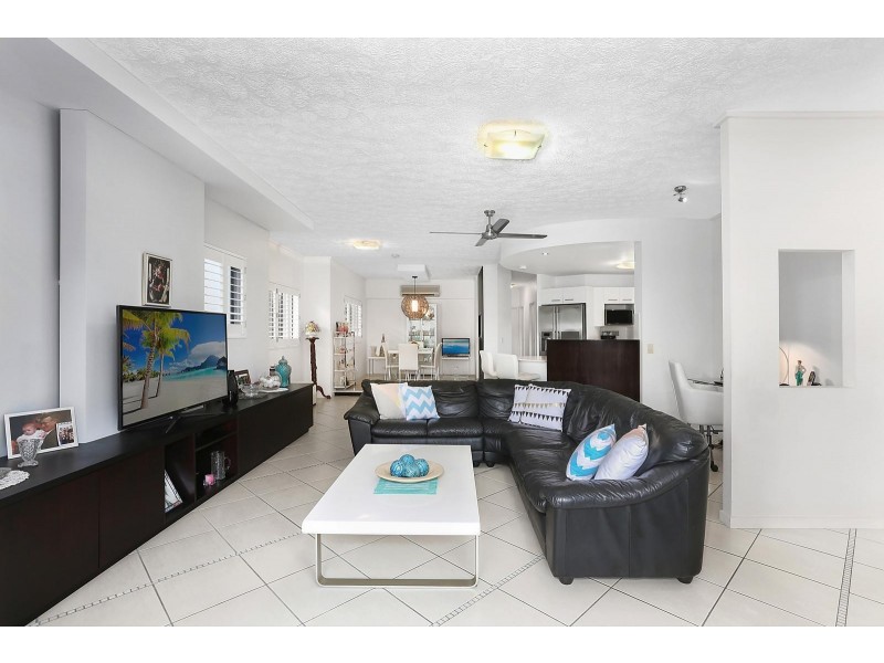 4/28 Parker Street, Labrador QLD 4215