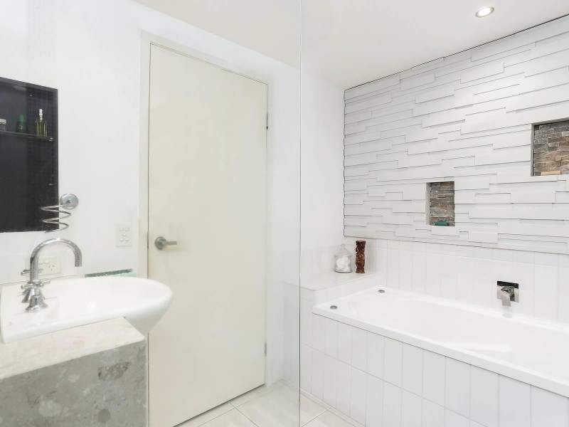 4/28 Parker Street, Labrador QLD 4215