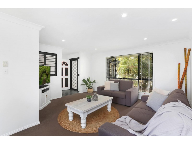 21 Sunningdale Circuit, Robina QLD 4226