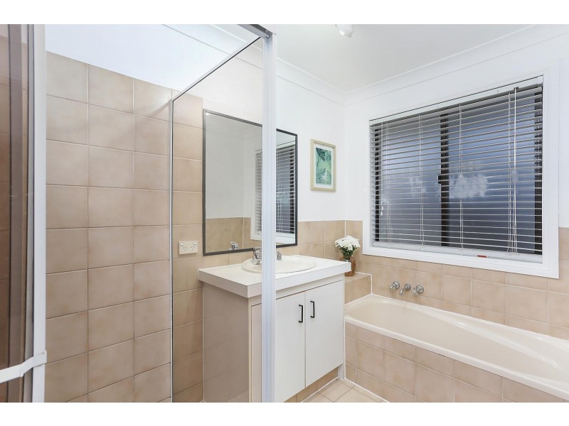 21 Sunningdale Circuit, Robina QLD 4226