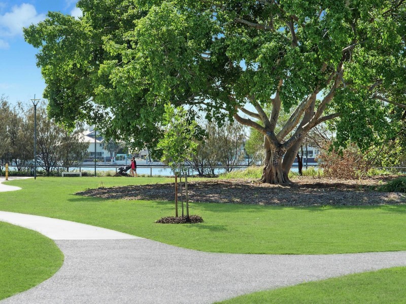 2205/1 Marina Promenade, Paradise Point QLD 4216